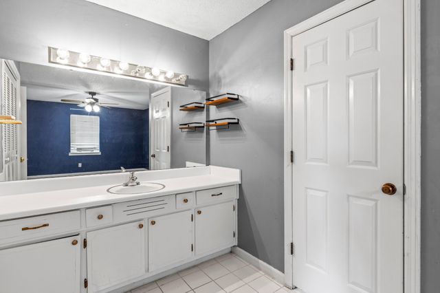 617 Danbridge Drive, Hixson, TN 37343