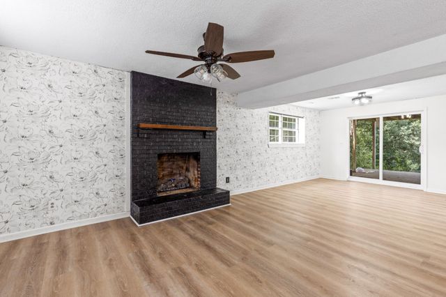617 Danbridge Drive, Hixson, TN 37343