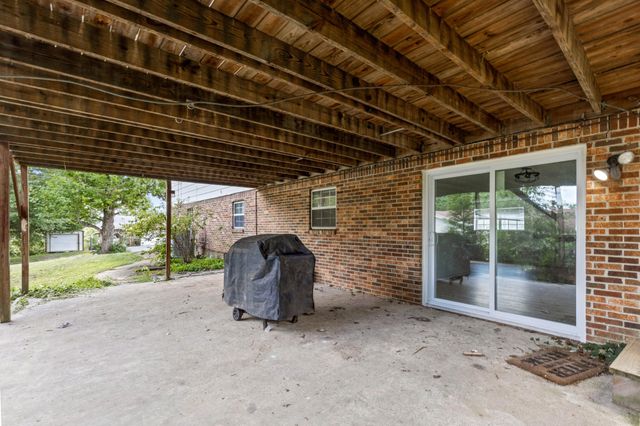 617 Danbridge Drive, Hixson, TN 37343