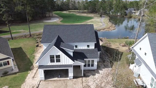 2012 Spring Valley Ct., Loris, SC 29569