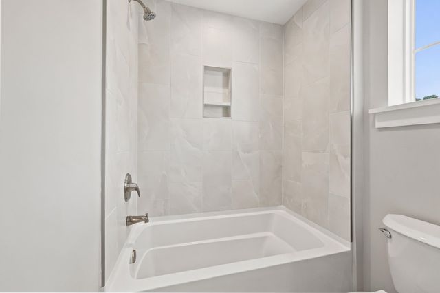2012 Spring Valley Ct., Loris, SC 29569
