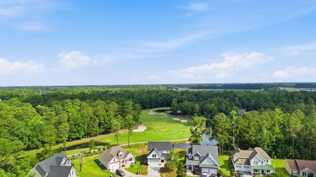 2012 Spring Valley Ct., Loris, SC 29569