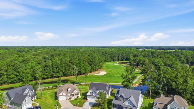 2012 Spring Valley Ct., Loris, SC 29569
