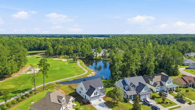 2012 Spring Valley Ct., Loris, SC 29569