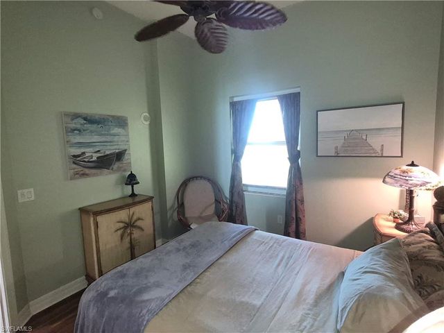 2797 First ST 2002, Fort Myers, FL 33916