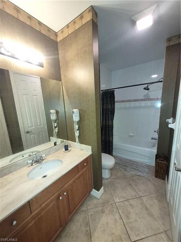 2797 First ST 2002, Fort Myers, FL 33916