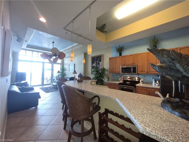 2797 First ST 2002, Fort Myers, FL 33916