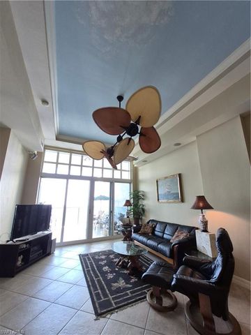 2797 First ST 2002, Fort Myers, FL 33916