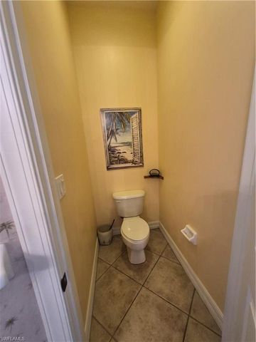 2797 First ST 2002, Fort Myers, FL 33916