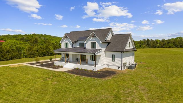 17755 Central Pike, Lebanon, TN 37090