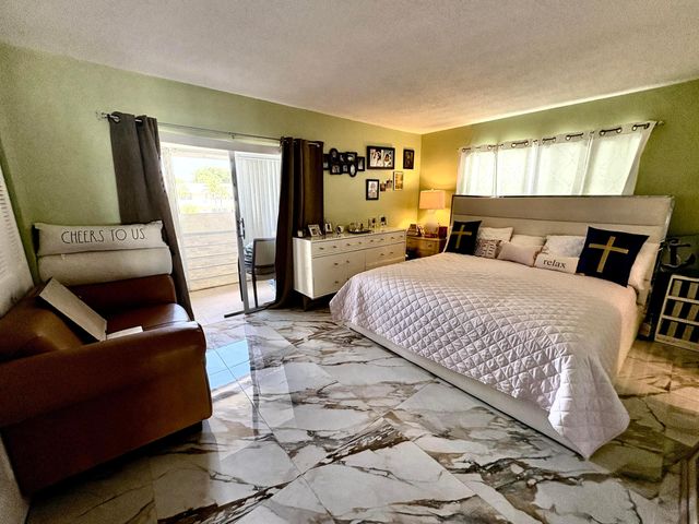 166 Sheffield G, West Palm Beach, FL 33417