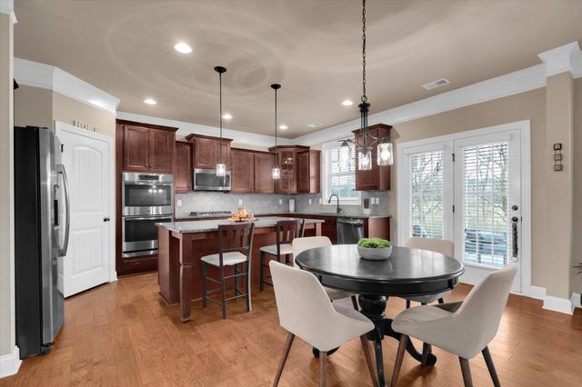 19 Wood Hollow Circle, Greer, SC 29650