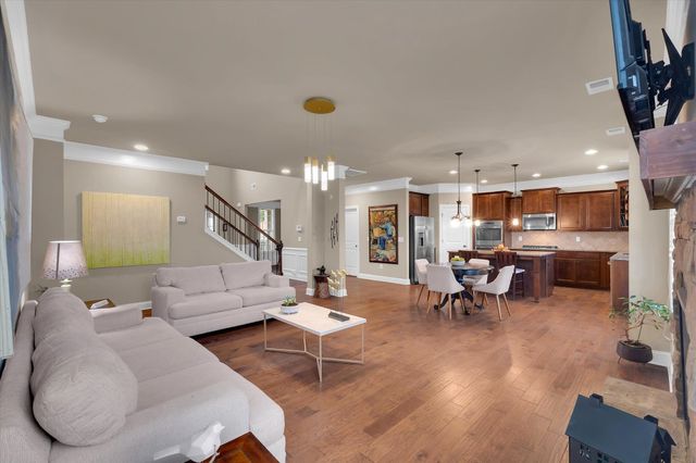 19 Wood Hollow Circle, Greer, SC 29650