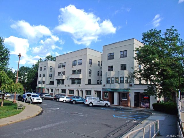 6 Studio Arcade 4G, Bronxville, NY 10708
