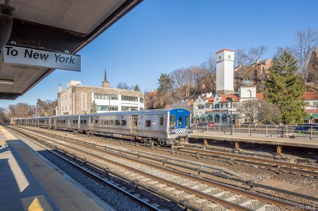 6 Studio Arcade 4G, Bronxville, NY 10708
