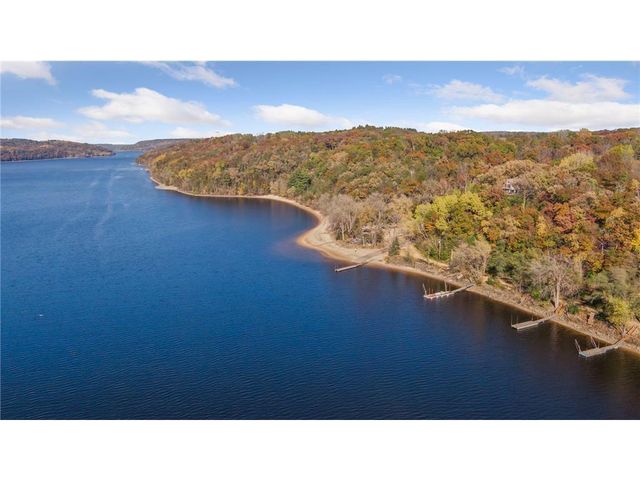 W12444 832nd Avenue, River Falls, WI 54022