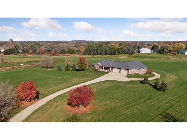 W12444 832nd Avenue, River Falls, WI 54022