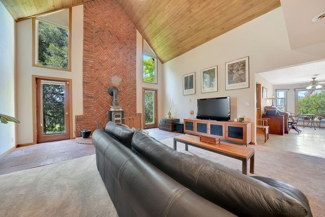 16915 Red Mule Rd, Fiddletown, CA 95629