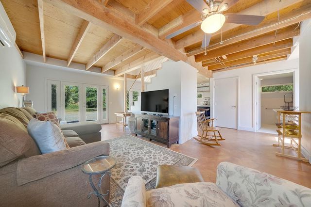 16915 Red Mule Rd, Fiddletown, CA 95629