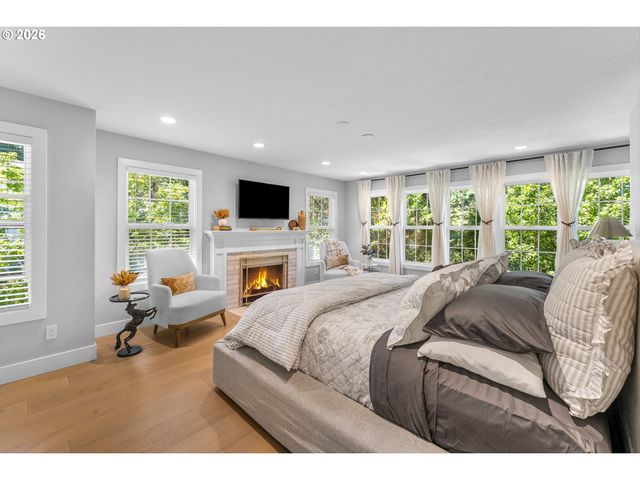 3151 ALBER SPRING Ct, Lake Oswego, OR 97034