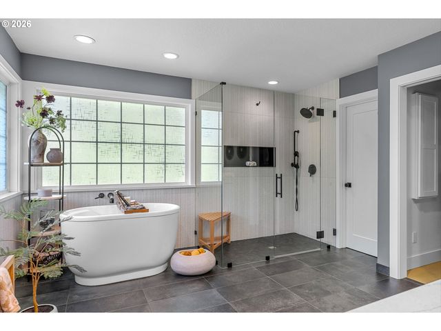 3151 ALBER SPRING Ct, Lake Oswego, OR 97034