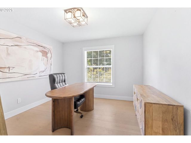 3151 ALBER SPRING Ct, Lake Oswego, OR 97034