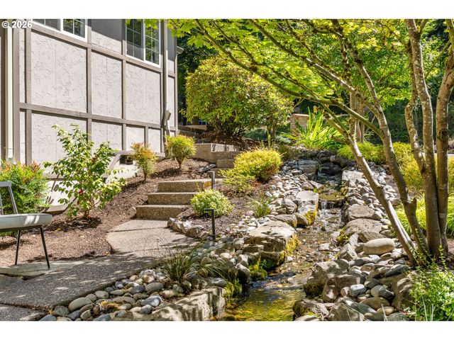 3151 ALBER SPRING Ct, Lake Oswego, OR 97034