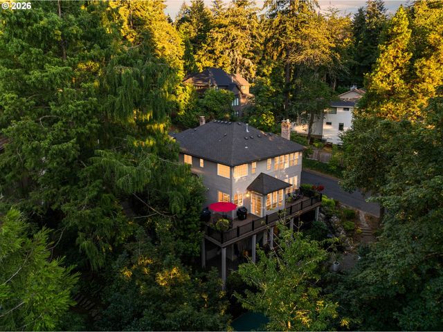 3151 ALBER SPRING Ct, Lake Oswego, OR 97034