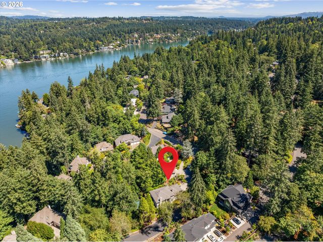3151 ALBER SPRING Ct, Lake Oswego, OR 97034