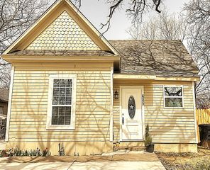 605 Olive Street, Cleburne, TX 76031