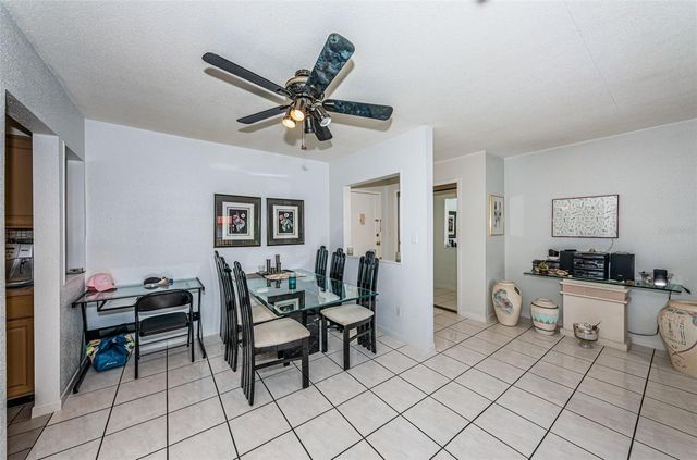 10365 PARADISE BOULEVARD 16, Treasure Island, FL 33706