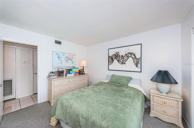 10365 PARADISE BOULEVARD 16, Treasure Island, FL 33706