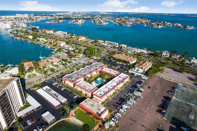 10365 PARADISE BOULEVARD 16, Treasure Island, FL 33706