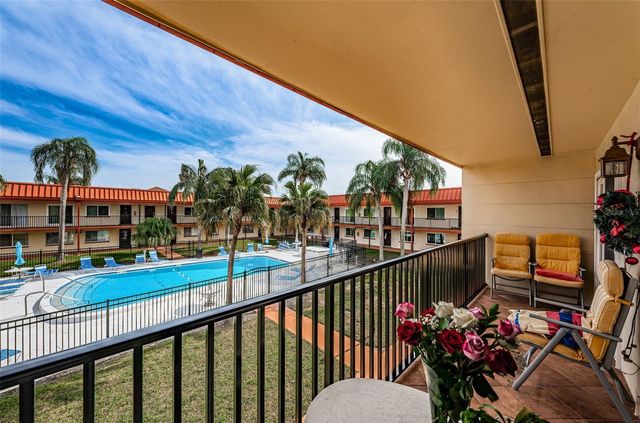 10365 PARADISE BOULEVARD 16, Treasure Island, FL 33706