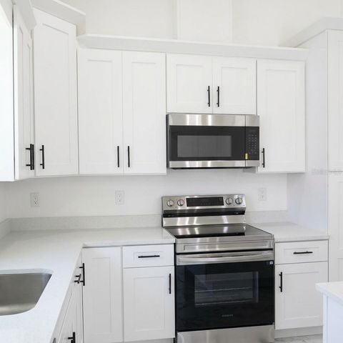 8924 N ORLEANS AVENUE, Tampa, FL 33604