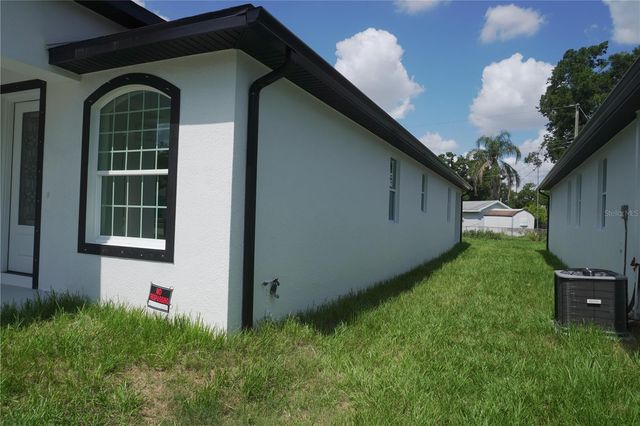 8924 N ORLEANS AVENUE, Tampa, FL 33604