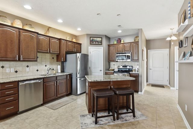 5327 HARDINGS LANDING Road, Council Bluffs, IA 51501