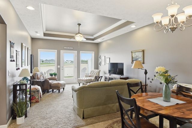 5327 HARDINGS LANDING Road, Council Bluffs, IA 51501