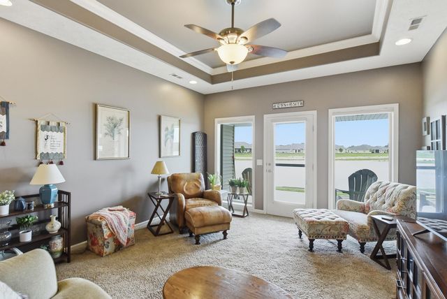 5327 HARDINGS LANDING Road, Council Bluffs, IA 51501