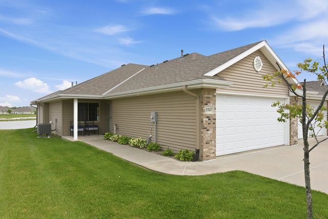 5327 HARDINGS LANDING Road, Council Bluffs, IA 51501