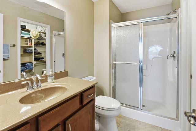 5327 HARDINGS LANDING Road, Council Bluffs, IA 51501