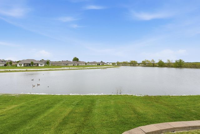 5327 HARDINGS LANDING Road, Council Bluffs, IA 51501