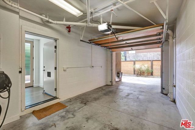 1249 N Formosa Avenue, West Hollywood, CA 90046