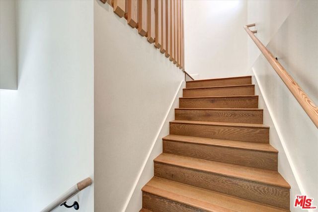 1249 N Formosa Avenue, West Hollywood, CA 90046