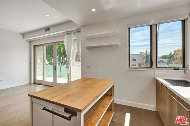 1249 N Formosa Avenue, West Hollywood, CA 90046