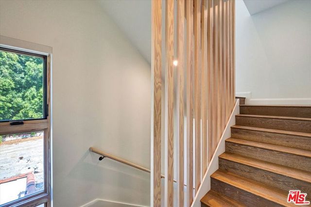 1249 N Formosa Avenue, West Hollywood, CA 90046