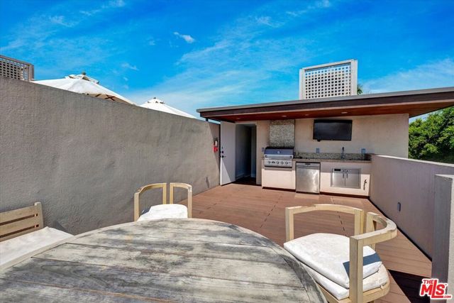 1249 N Formosa Avenue, West Hollywood, CA 90046