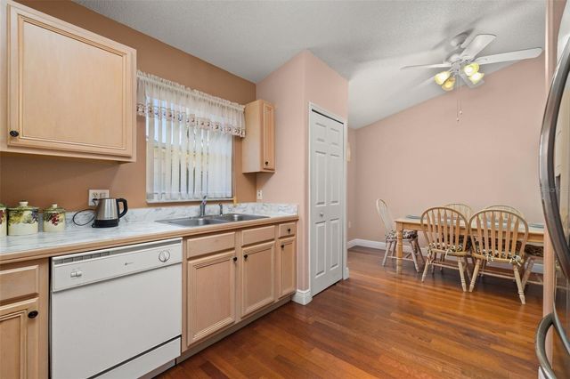 1612 OAK HILL TRAIL, Kissimmee, FL 34747