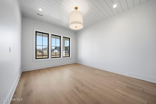 108 Dragonfly Lane, Hampstead, NC 28443