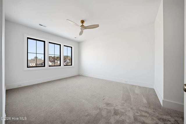 108 Dragonfly Lane, Hampstead, NC 28443